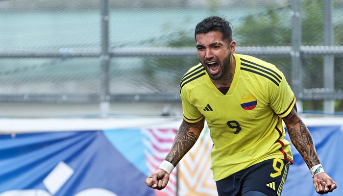 Nueva medalla para Víctor Morales